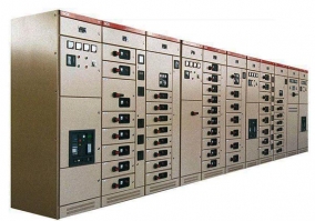 GCK低壓抽出式開(kāi)關(guān)柜