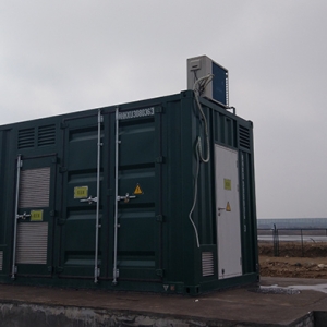 青島港集裝箱式箱式變電站安裝調(diào)試